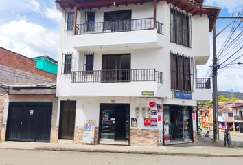 Casa en  Carrera 30, El Carmen De Viboral, Antioquia, Colombia
