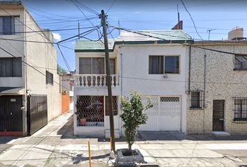 Casa en  Begonias, Nueva Santa María, Ciudad De México, Cdmx, México