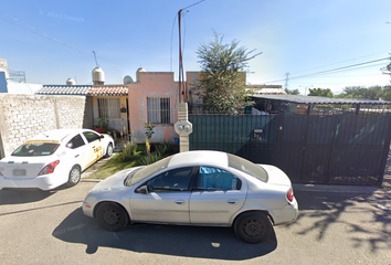 Casa en  Calle Valle De Los Castaños 281, Hacienda De Los Eucaliptos, Tlajomulco De Zúñiga, Jalisco, México