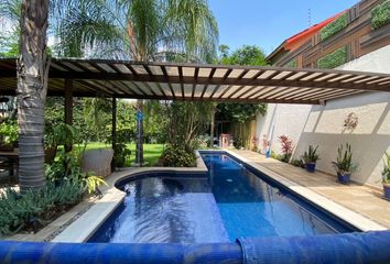 Casa en  Junto Al Rio, Cuernavaca, Morelos, México