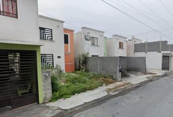Casa en fraccionamiento en  C. Acantos, Villa Florida Sector B, Vista Hermosa, Reynosa, Tamaulipas, México
