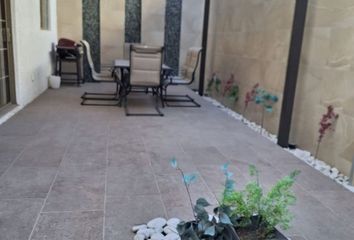Casa en fraccionamiento en  Paseo De La Victoria, Jardines Del Bosque, Cd Juárez, Chihuahua, México