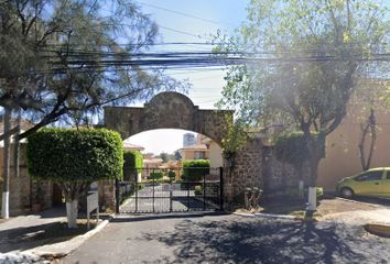 Casa en condominio en  Av Pablo Neruda, Providencia, Guadalajara, Jalisco, México