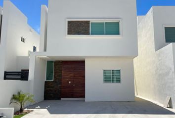 Casa en condominio en  Blvd. Pino Payas, La Paz, Baja California Sur, México