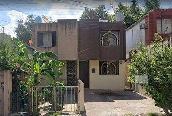 Casa en  Valle Blanco, Nuevo Almaguer, Guadalupe, Nuevo León, México