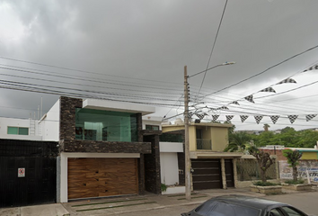 Casa en  Avenida De El Parque 2147, Cañadas, 80178 Culiacán Rosales, Sinaloa, México