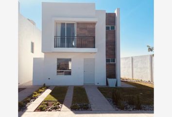 Casa en fraccionamiento en  Rincón Del Marques, Calle Bordalesa, Fracc. Rincón Del Marques, Torreón, Coahuila De Zaragoza, México