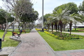 Departamento en  Av. Ricardo Palma, Miraflores, Perú