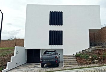 Casa en fraccionamiento en  Parque Viena, Boulevard Oceanía, Toscana Ii, Puebla, México