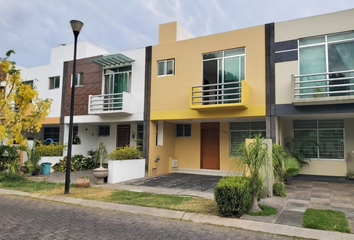 Casa en condominio en  Valle De San Jose 2467, Viveros Del Valle, Jardines Del Valle, 45138 Zapopan, Jal., México