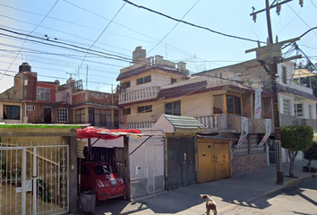 Casa en  Calle 1 Sabadino 3a, Unidad Habitacional Vicente Guerrero, Ciudad De México, Cdmx, México
