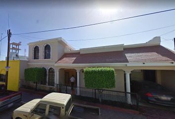 Casa en  Avenida Xvi, Centro, Heroica Guaymas, Sonora, México