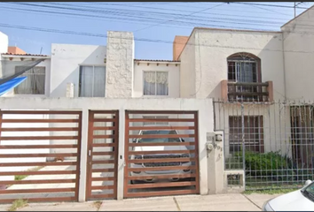 Casa en  Blvd. Dolores Del Río 803, La Joya, 76180 Santiago De Querétaro, Qro., México