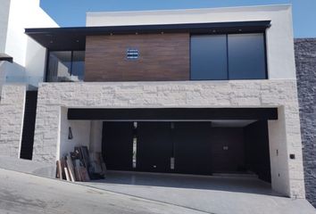 Casa en  Castaños Del Vergel, Girasoles, Sin Nombre De Colonia 51, Monterrey, Nuevo León, México