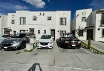 Casa en  Zákia Querétaro, Paseos De Zakia Poniente, Santiago De Querétaro, Querétaro, México