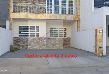 Casa en fraccionamiento en  Residencial Zafiro Del Bajio, Residencial Punta Del Este, León, Guanajuato, México