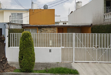 Casa en  Hacienda De La Condesa, Prados Del Rosario, Ciudad De México, Cdmx, México