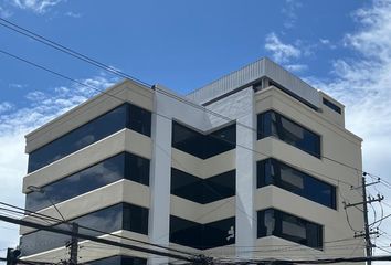 Oficina en  Avenida Río Amazonas & Santa María, Quito, Ecuador