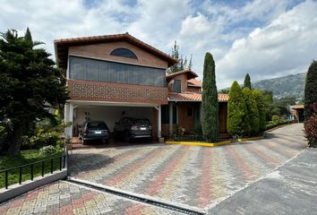 Casa en  Gaspar De Carvajal, Tumbaco, Quito, Ecuador