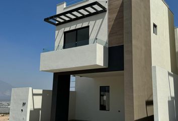 Casa en fraccionamiento en  Solana Privada Residencial, Avenida Richard E. Byrd, Dominio Cumbres, Monterrey, Nuevo León, México