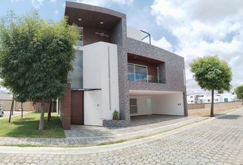 Casa en fraccionamiento en  Privada Venado, Parque Jalisco, Parque San Luis Potosí, Ocoyucan, Puebla, 72865, Mex