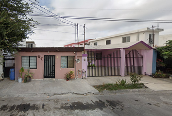 Casa en fraccionamiento en  Casa Del Sol, Valle De Casa Blanca 1er Sector, San Nicolás De Los Garza, Nuevo León, México