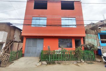 Casa en  Calle 8, Ate, Lima, 15483, Per