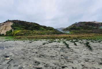 Terreno Comercial en  La Pila, Montecristi, Manabí, Ecuador