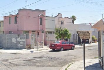Casa en  Lila Poniente 501, Sin Nombre De Colonia 7, Apodaca, Nuevo León, México
