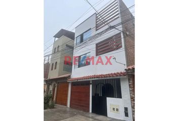 Departamento en  Calle Cuatro, Chorrillos, Lima, 15067, Per