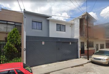 Casa en  Gómez Farias 386, Barrio De San Vicente, Irapuato, Guanajuato, México