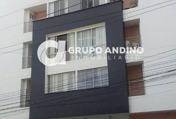 Apartamento en  Edificio Itza, Calle 48, Nuevo Sotomayor, Bucaramanga, Santander, Colombia