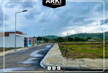 Terreno Comercial en  Portoviejo, Ecuador