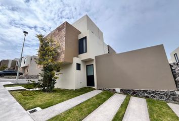 Casa en  Thandi Residencial, Avenida Paseo De Las Pitahayas, Zibatá, Querétaro, México