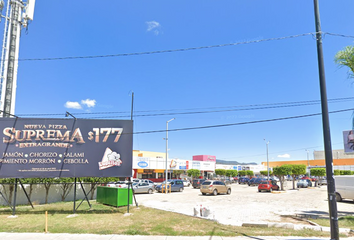 Local comercial en  Plaza Hidalgo, Blvd. Las Torres, Infonavit Del Valle, San Jerónimo, Guanajuato, México