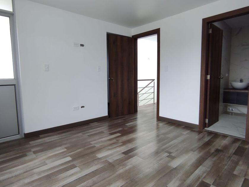 venta Casa en Tumbaco, Quito (MAVI01) icasas.ec