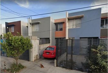 Casa en  Privada Santa Blanca, La Casita, Los Girasoles, Zapopan, Jalisco, México