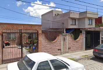 Casa en fraccionamiento en  Oscar Arias Sánchez, La Floresta, San Juan Del Río, Querétaro, México