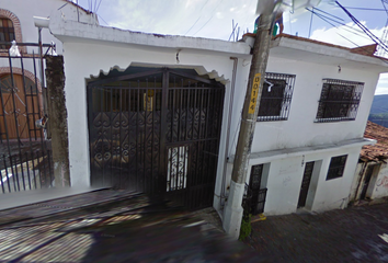 Casa en  Loma Larga 27, Barrio De Hueyatengo, Taxco De Alarcón, Gro., México