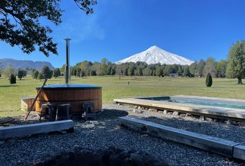 Casa en  Calle Huenahuala, Pucón, Cautín, La Araucanía, 4920000, Chl