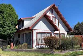 Casa en  Errázuriz 1605, Valdivia, Chile