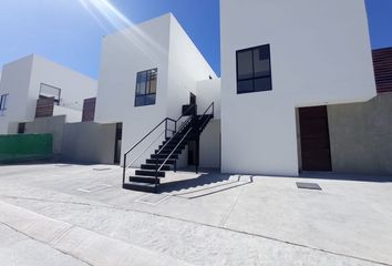 Casa en fraccionamiento en  Mikita Town Residencial, Circuito Pedernal Picacho, San Isidro Juriquilla, Santiago De Querétaro, Querétaro, México