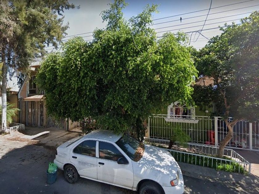 Casa en venta C. De Los Rieles, Ferrocarril, 44440 Guadalajara, Jal., México