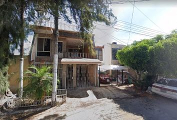 Casa en  C. De Los Rieles, Ferrocarril, 44440 Guadalajara, Jal., México