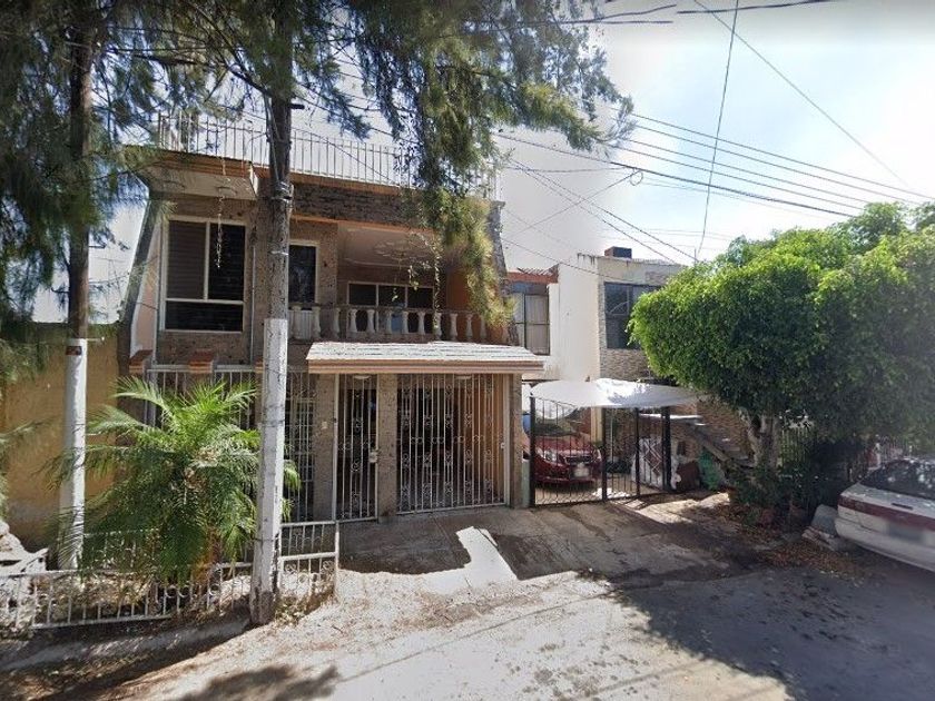 Casa en venta C. De Los Rieles, Ferrocarril, 44440 Guadalajara, Jal., México