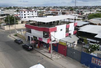 Casa en  Calle J1, Manta, Ecuador