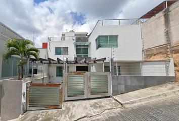 Casa en fraccionamiento en  Monte Magno, Boulevard Europa, Xalapa-enríquez, Veracruz, México