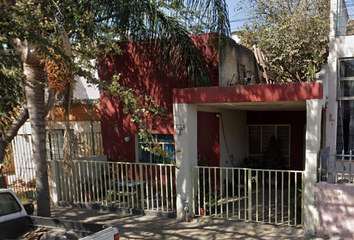 Casa en  Ing. Jorge Villaseñor, Constituyentes, Zapopan, Jalisco, México