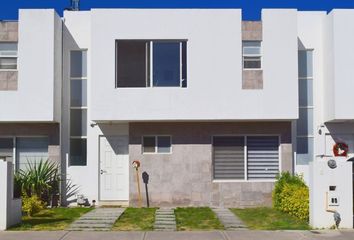 Casa en  Av. Andamaxei 89, Santiago De Querétaro, Querétaro, México