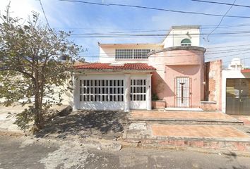 Casa en fraccionamiento en  Vicente Suárez 783, Chapultepec, 91740 Veracruz, Ver., México